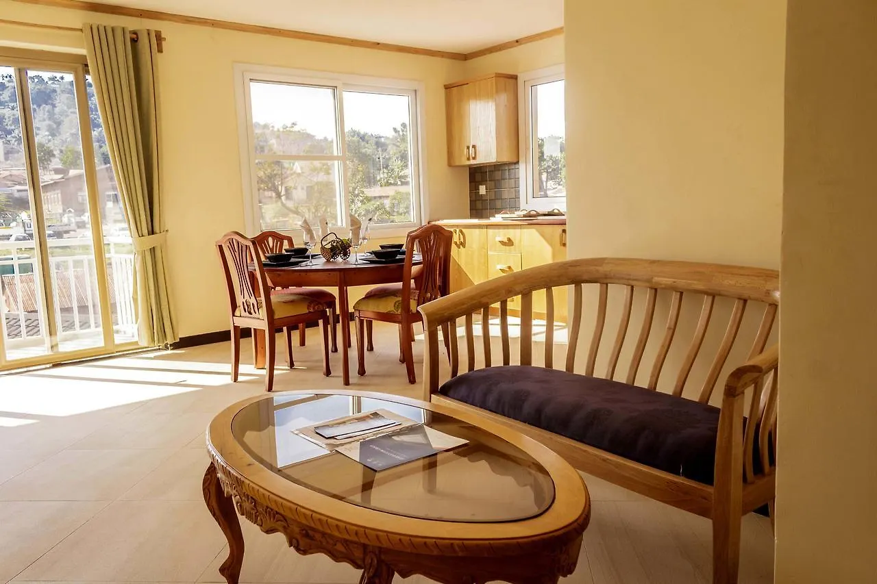 Hotel Duomo And Suites 坎帕拉