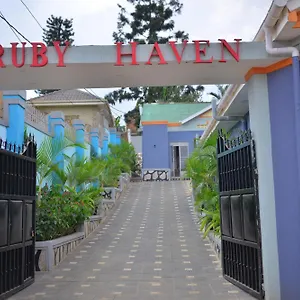 Hotel Ruby Haven